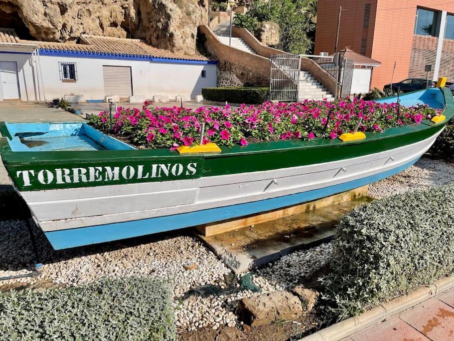 Villa La Casa En La Carihuela Playa A 4 Minutos A Pie Torremolinos Exterior foto